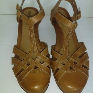 Cobb Hill by New Balance Sandals 9 1/2 W